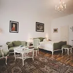 & Mozart 3* 巴德加斯坦