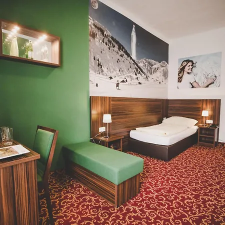 & Mozart Hotell