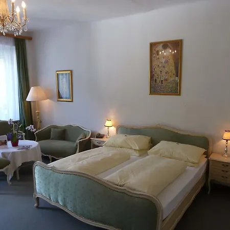 & Mozart Hotell 3*