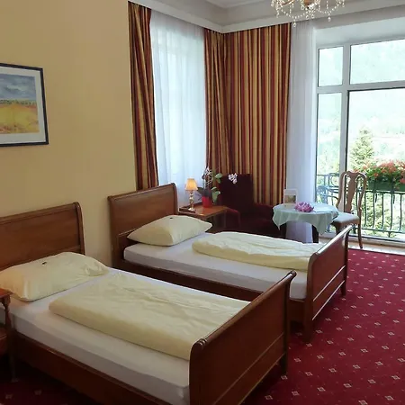 & Mozart Hotell 3*