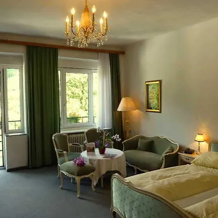 Hotell & Mozart 3*